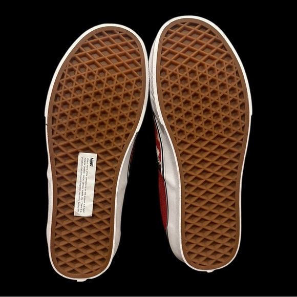 VANS Slip-On Romantic Floral Chili Pepper - Picture 6 of 16